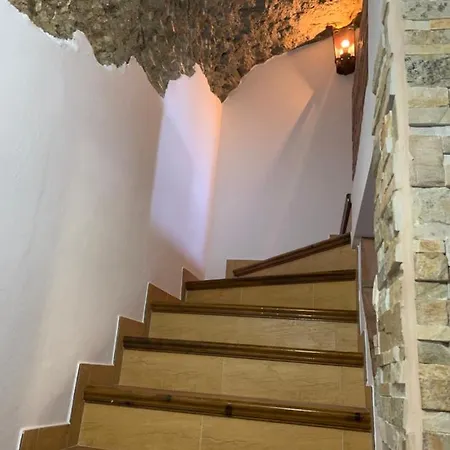Casa Cueva 
