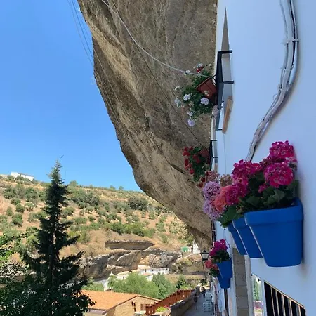 Casa Cueva 
